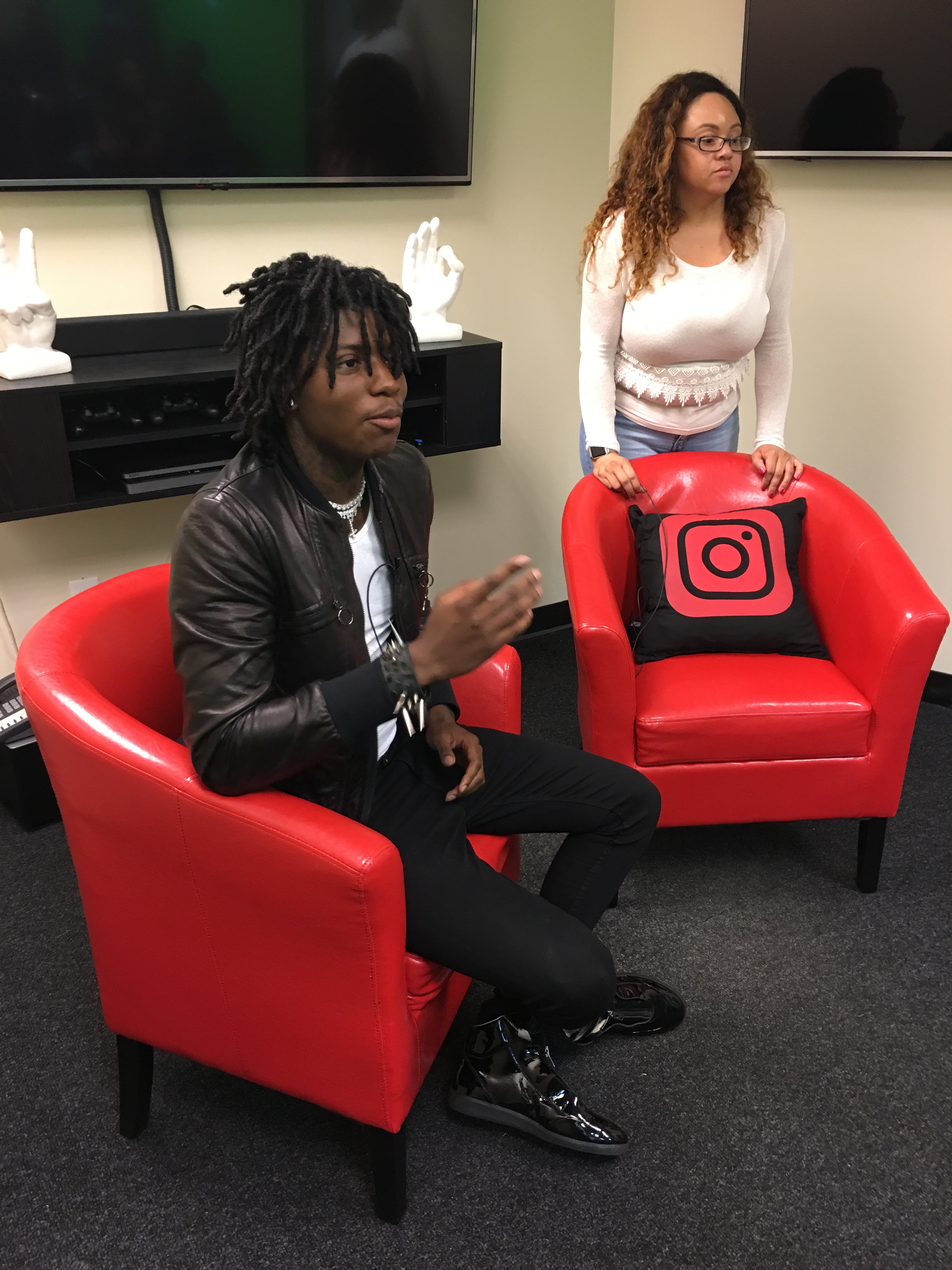 Blogging On The Block with SahBabii