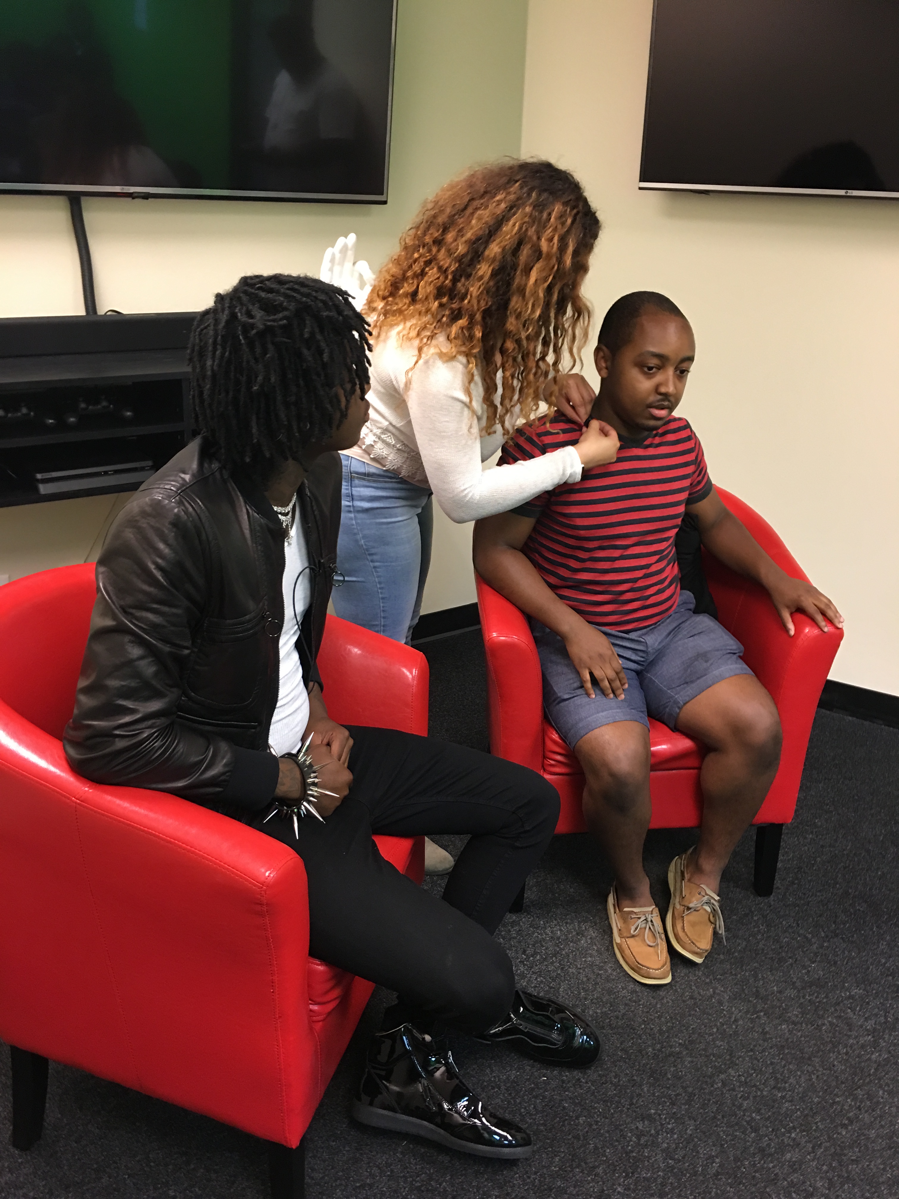 Blogging On The Block with SahBabii